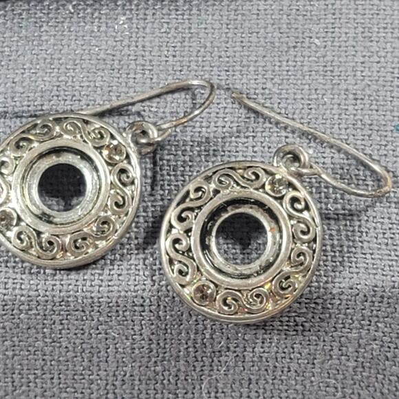 Round 1/2" Silver Detailed Stones Dangle Earrings - Picture 1 of 4